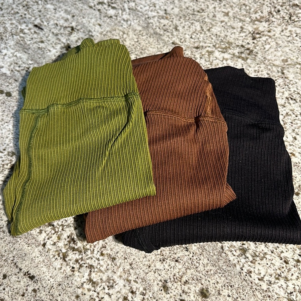 Good American Leggings Bundle